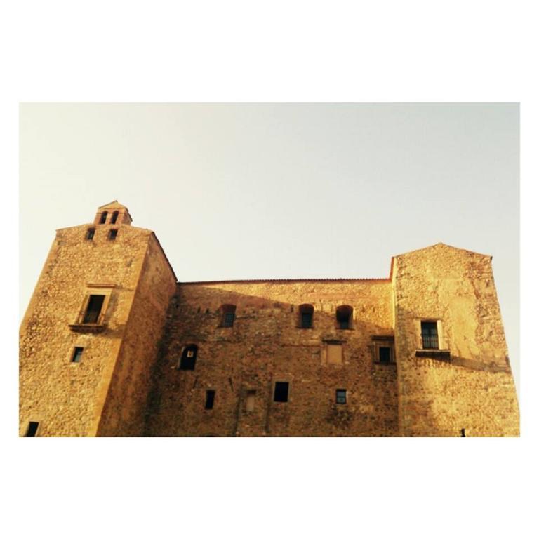 Ypsilhome Castelbuono  Luaran gambar